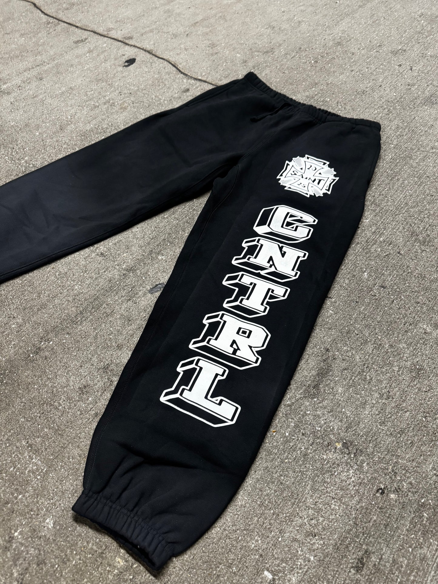 Black “2025” Sweatpants