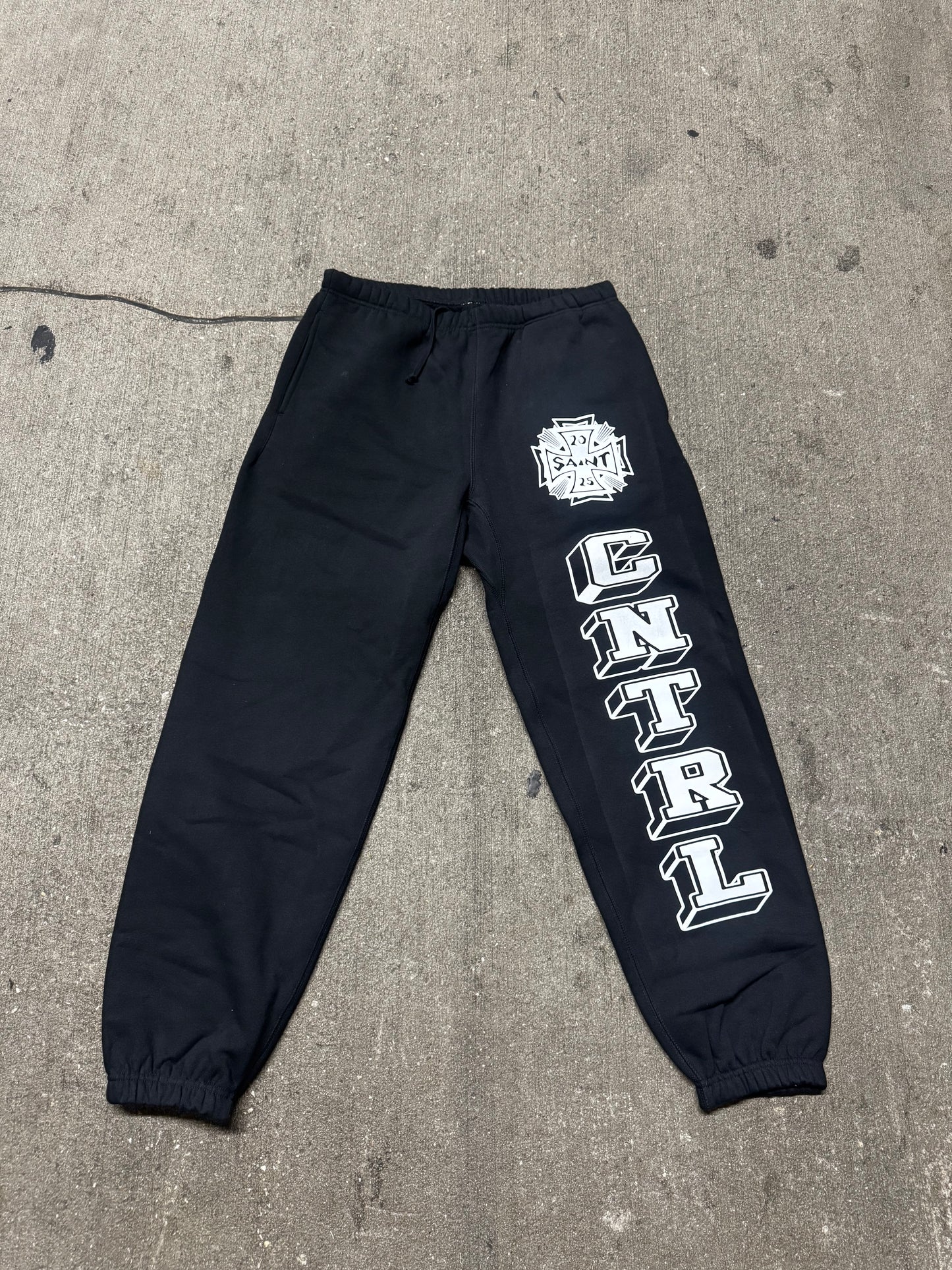 Black “2025” Sweatpants
