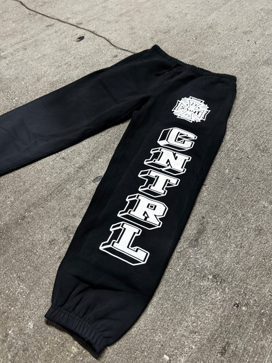 Black “2025” Sweatpants